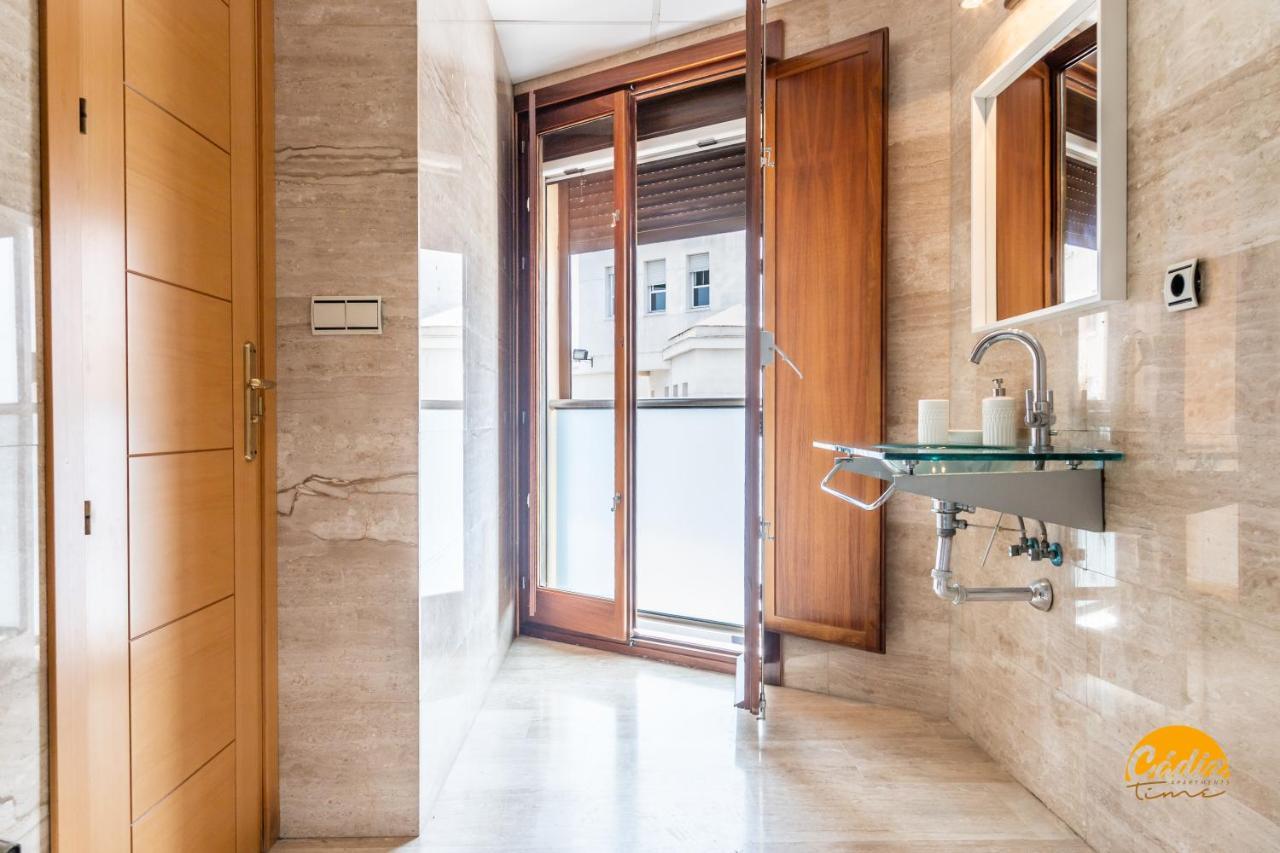 Casa Capuchinos - Free Parking By Cadiz Time Apartment Bagian luar foto